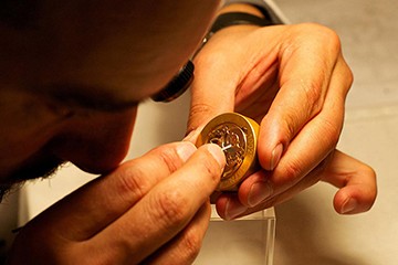 无锡欧米茄表为什么不走字了